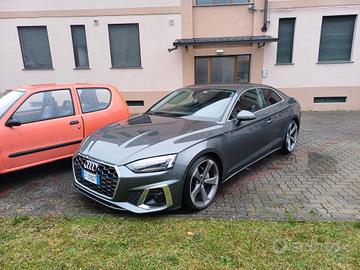 audi A5 S-line  myld Hybrid 204 CV Diesel