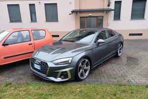 audi A5 S-line  myld Hybrid 204 CV Diesel