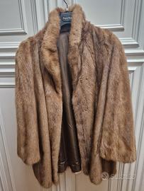 pelliccia di visone chiaro