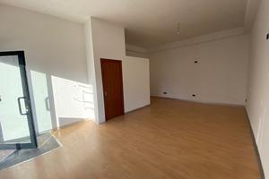 Olmo NEGOZIO / UFFICIO di 40 mq. Consegna veloce