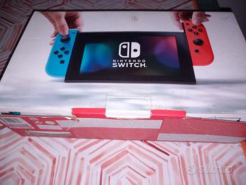 nintendo switch 1 e  4 giochi 