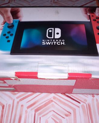 nintendo switch 1 e  4 giochi 