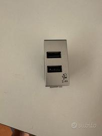 Frutto BTicino Living Light USB
