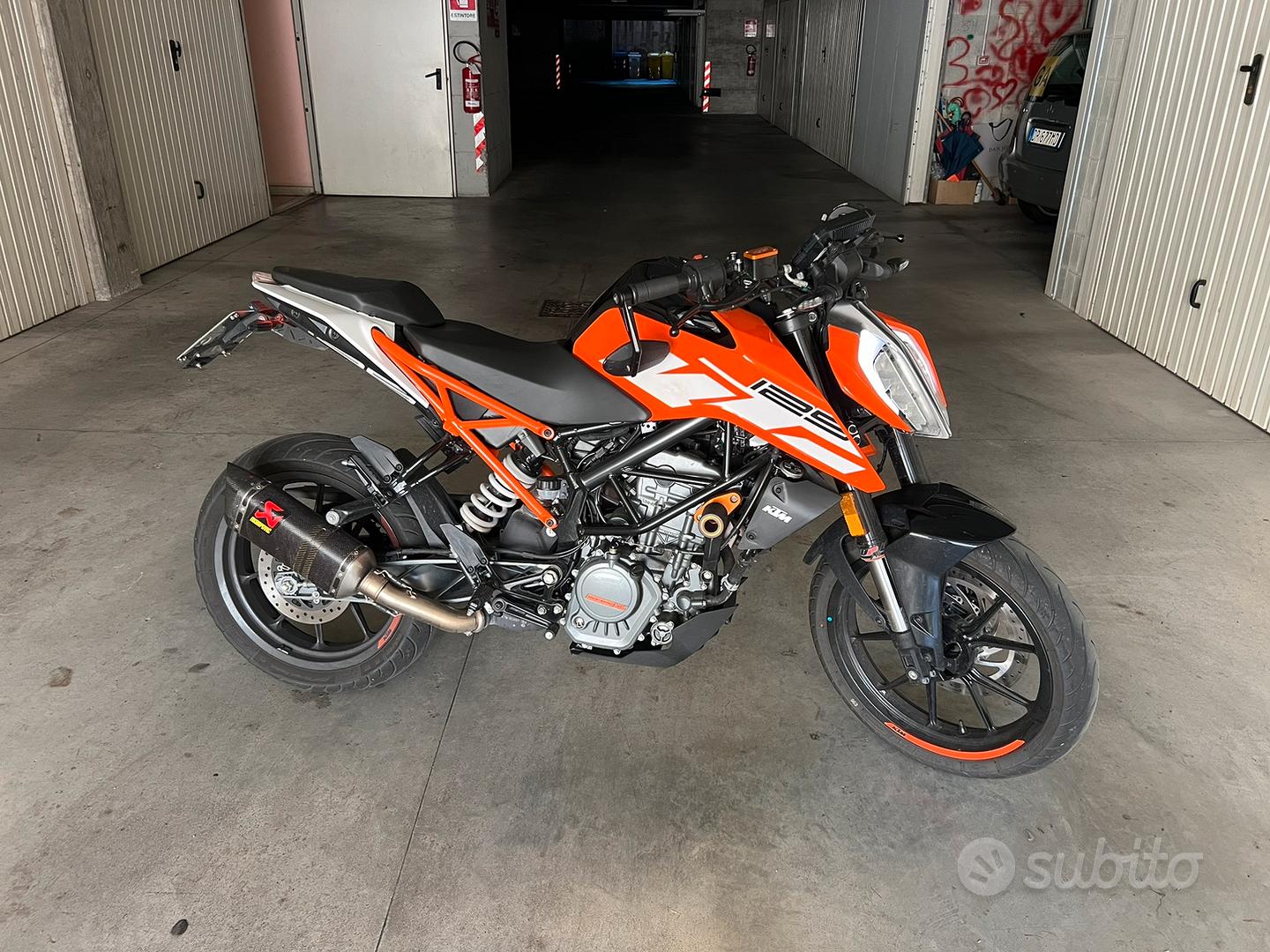 Ktm duke 125 akrapovic Moto e Scooter In vendita a Cremona