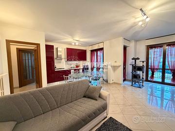 BILOCALE AMPIA METRATURA RISTRUTTURATO IN VIA BIBI