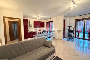 BILOCALE AMPIA METRATURA RISTRUTTURATO IN VIA BIBI