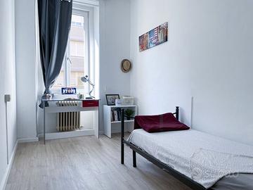 Stanza singola a pochi passi dal centro da sett