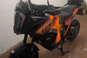 ktm 1290 super Adventure s 2024