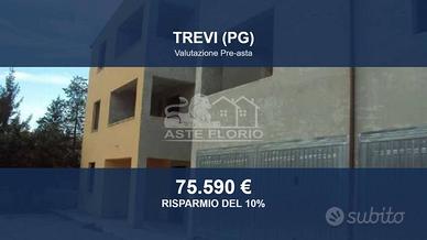 Immobile in asta di 120 m² con box auto a Trevi