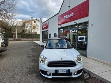 Mini Cooper D Countryman 2.0 Business Automatica
