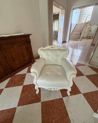 Divano con 2 poltrene pelle bianco barocco
