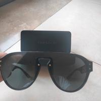 Occhiali Versace originali.