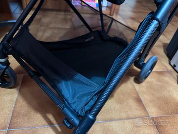 Passeggino in Carbonio