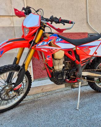 beta 350 enduro 4t efi avviamento elettrico targa