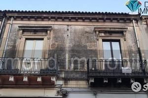 Casa singola con garage da ristrutturare