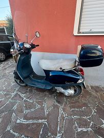 Vespa 50