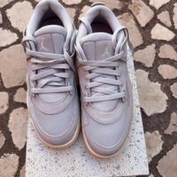 Nuove scarpe Air Jordan 4 RM