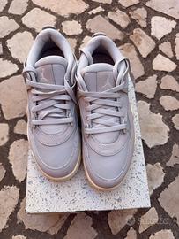 Nuove scarpe Air Jordan 4 RM