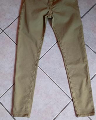Pantaloni skinny 