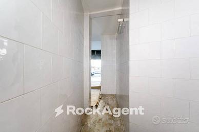 LOCALE COMMERCIALE 1 LUCE