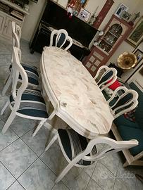 Tavolo da pranzo classico con 6 sedie