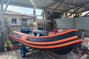 Gommone lomac + motore + carrello