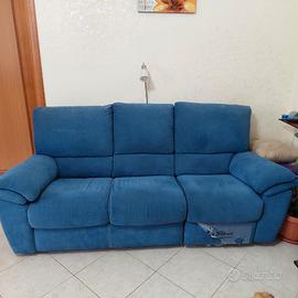 Divano con relax elettrico 