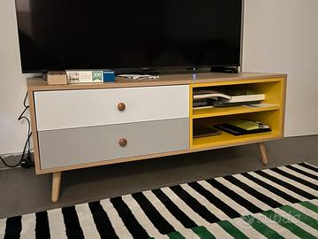 Mobile TV in Legno - Stile Scandinavo