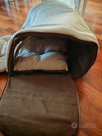 Cuccia tessuto per cani di taglia piccola 