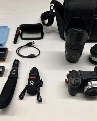 SONY a6700 + OBIETTIVI SONY + ACCESSORI + SD CARD
