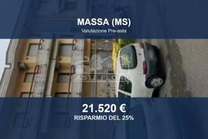 Immobile in asta di 26 m² a Massa