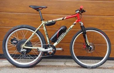 Ebike su base Bianchi 3400