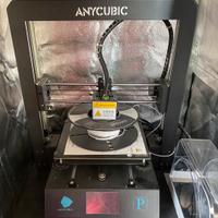Stampante 3D Laser. Anycubic conpresa la custodia