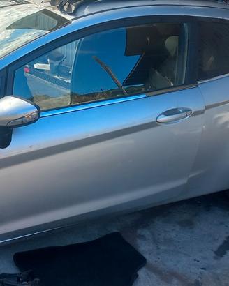Ford Fiesta 1.4 d 2010 meccanica e carrozzeria