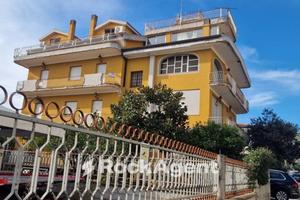 USO STUDIO IN POSIZIONE STRATEGICA