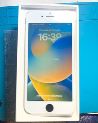 iPhone SE 2020