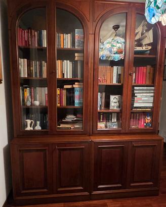 Libreria in legno massello con 4 ante a vetro