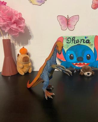 Action figure Terizinosauro