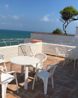 Casa vista mare San Menaio