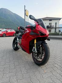 Panigale V4S