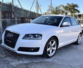 Audi A3 SPB 1.6 TDI 105 CV S-LINE