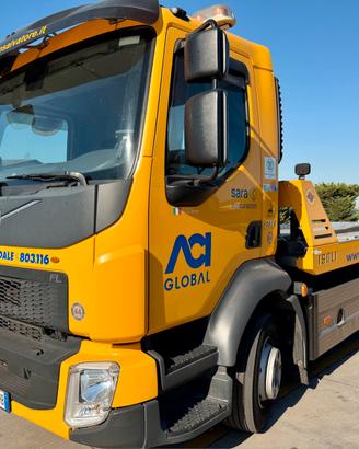 Carroattrezzi Volvo FL 210.12 Isoli
