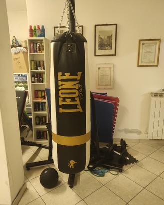 sacco con supporto leone 60kg