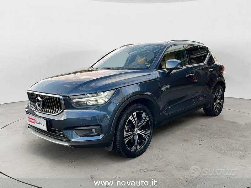 Volvo XC40 (2017-->)