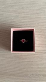 Anello Pandora Cuore Rosso