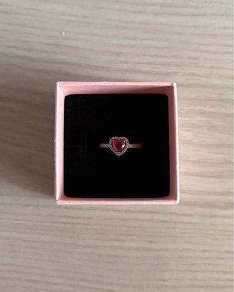 Anello Pandora Cuore Rosso