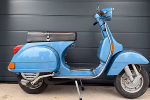 VESPA P200E CON MISCELATORE
