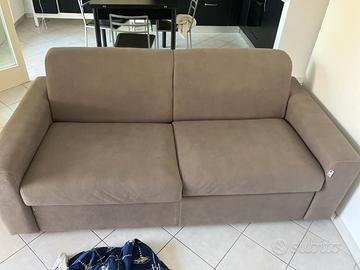 Divano letto tre posti made in italy