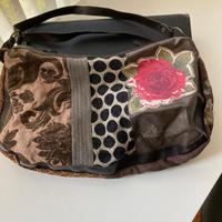 Borsa desigual