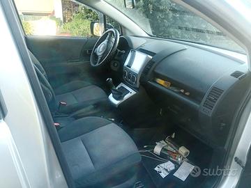 mazda 5  ,gpl,7 posti